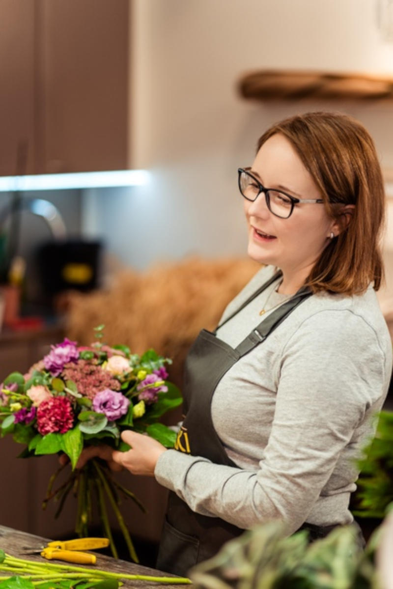 Introducing Heini Ikonen, the owner of the flower shop Kukkakauppa Leinikki. Photo by Klavdia Parkkonen (Heini's personal archive)